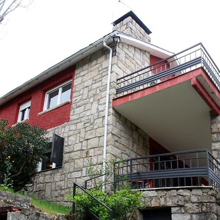 Piedra Libre Apartamentos Manzanares El Real Bagian luar foto
